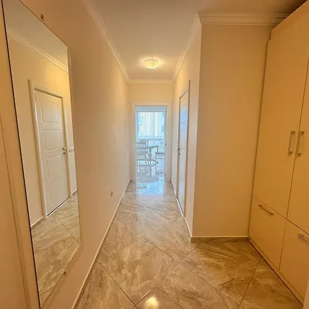 2-bedroom In Florence Boutique Апартаменты Свети-Влас