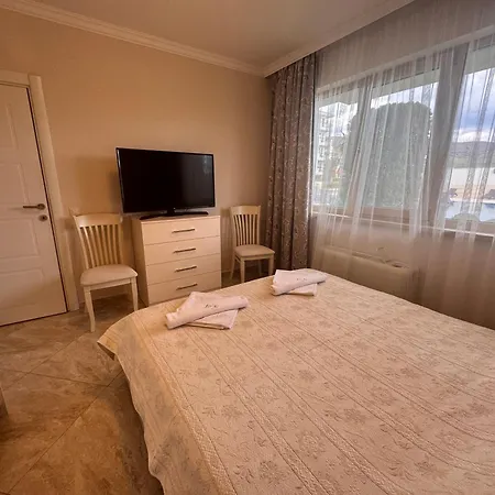 Апартаменты 2-bedroom In Florence Boutique Свети-Влас