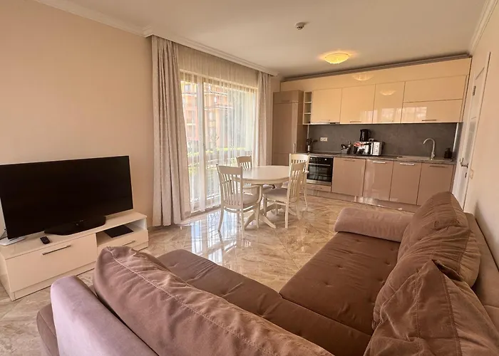 Апартаменты 2-bedroom In Florence Boutique