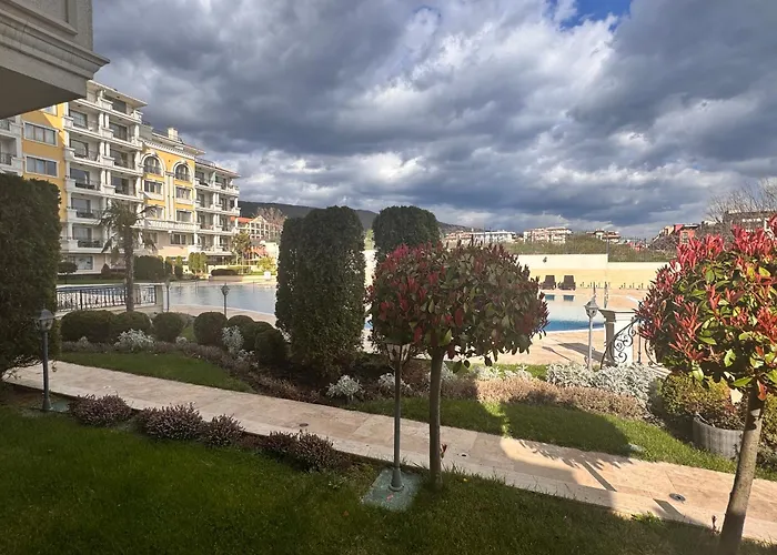 2-bedroom In Florence Boutique Свети-Влас